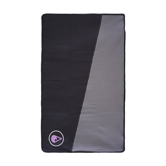 Travel Towel EL YAQUE - perfect for limited luggage space!