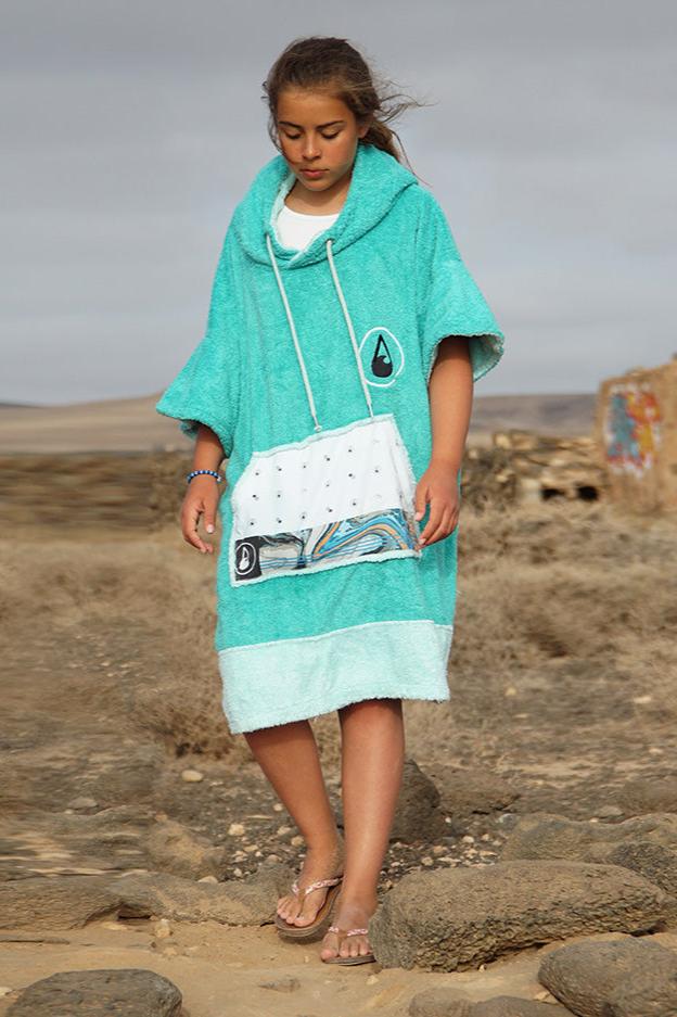 Wave Kids Poncho BETTY Main Image