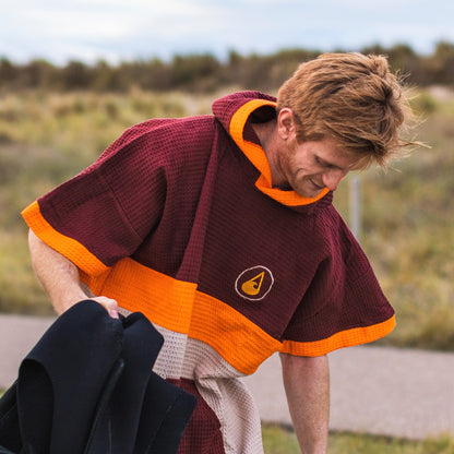 Porlamar Travel Poncho Mens Front View